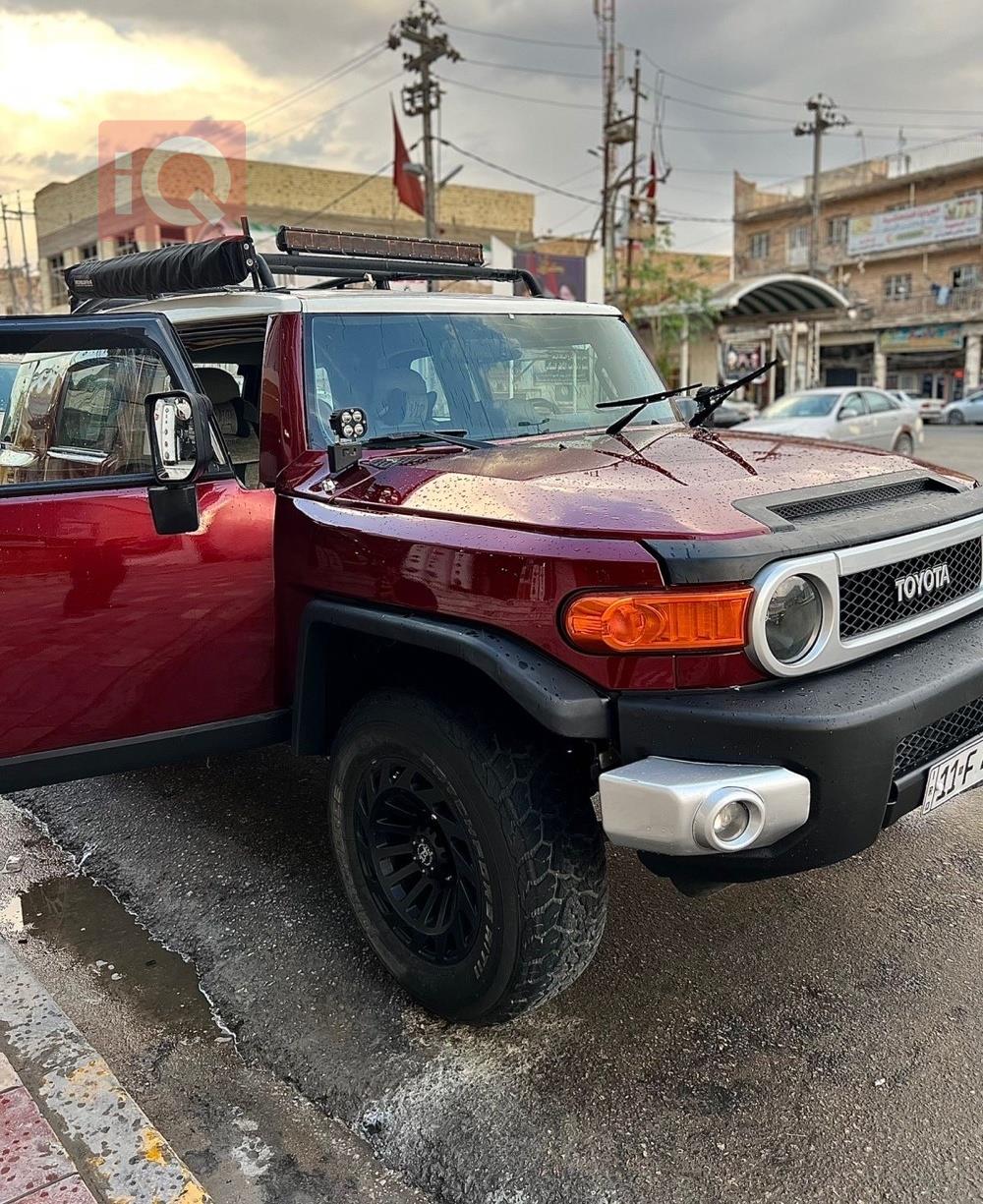 تويوتا إف جي كروزر